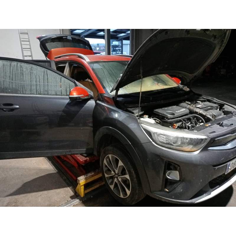 KIA STONIC (YBCUV)