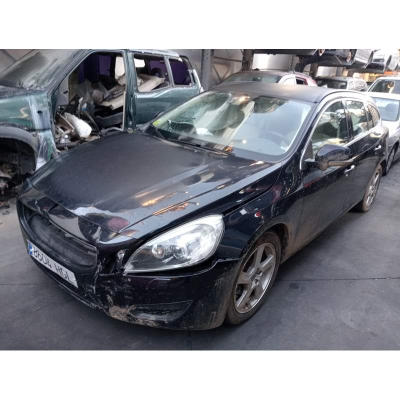 VOLVO V60 KOMBI