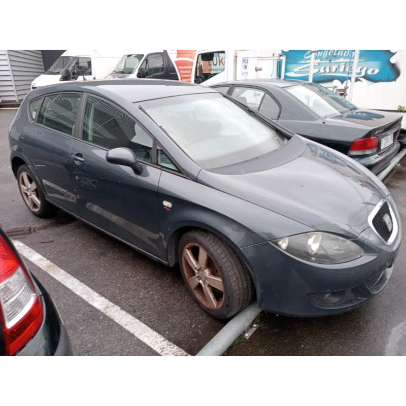 SEAT LEON (1P1)