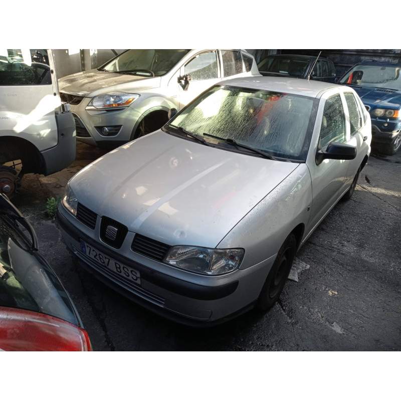SEAT CORDOBA BERLINA (6K2)