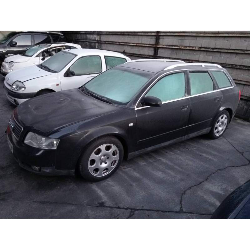 AUDI A4 AVANT (8E)