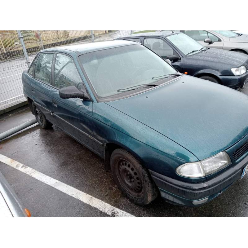 OPEL ASTRA F BERLINA