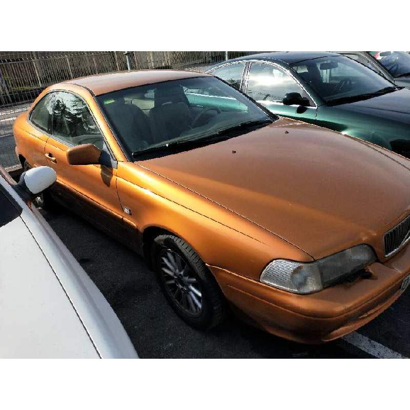 VOLVO C70 COUPE