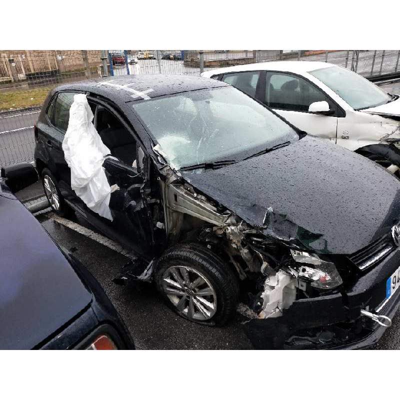 VOLKSWAGEN POLO (6C1)