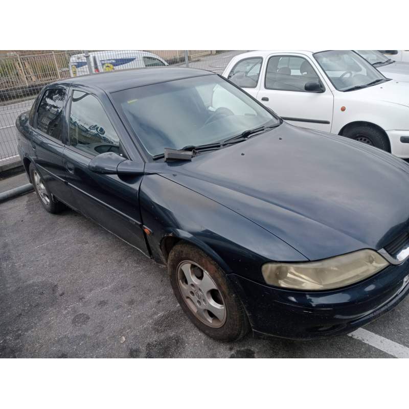 OPEL VECTRA B BERLINA