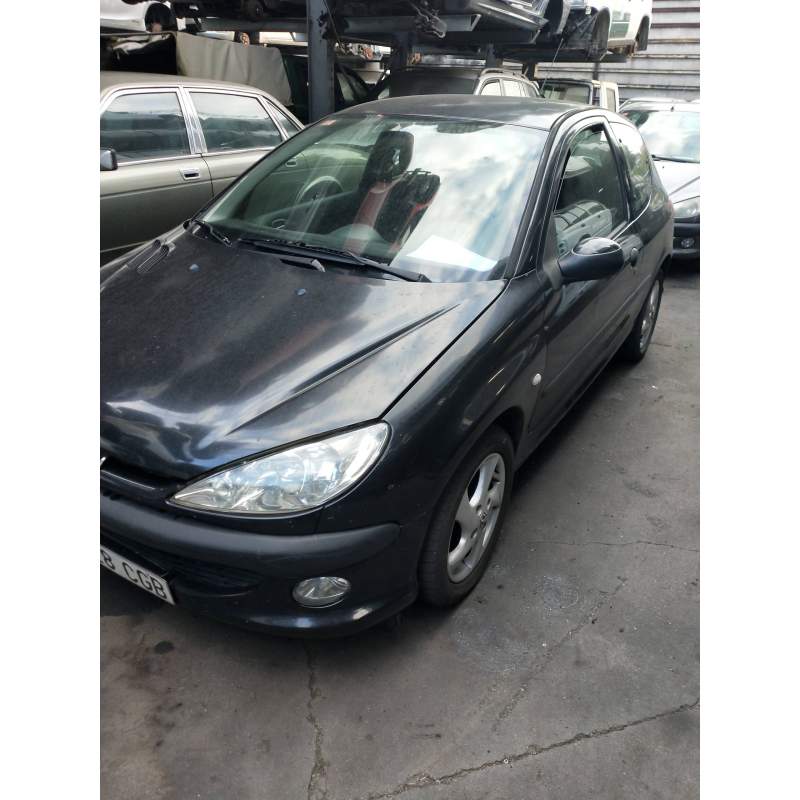 PEUGEOT 206 BERLINA