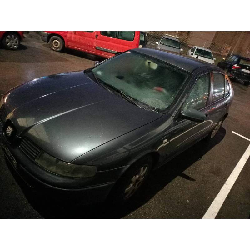 SEAT LEON (1M1)