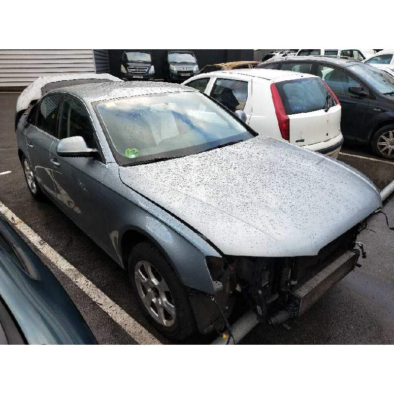 AUDI A4 BER. (B8)