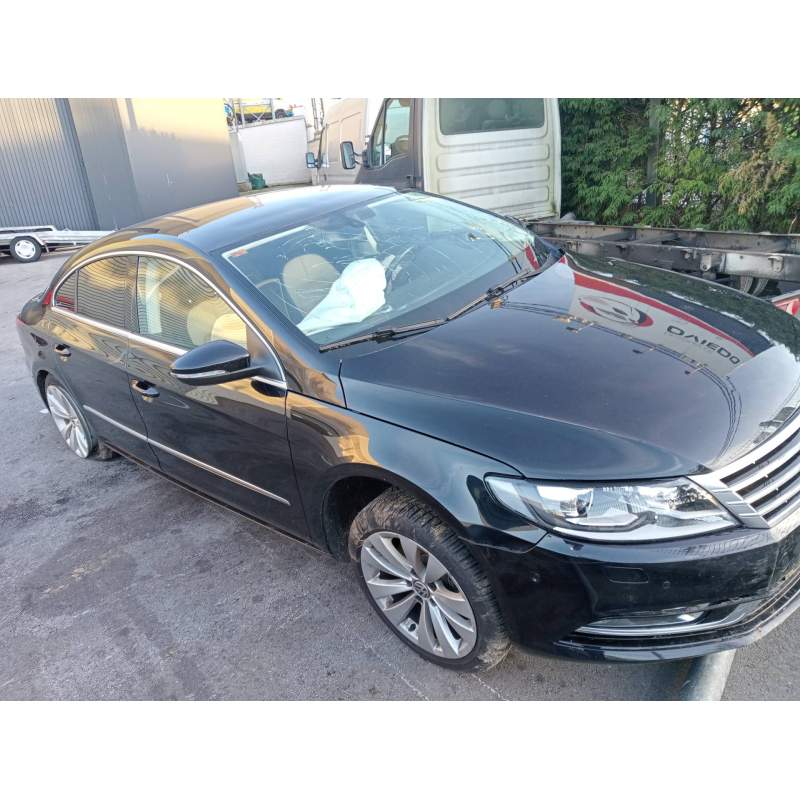 VOLKSWAGEN PASSAT CC (357)