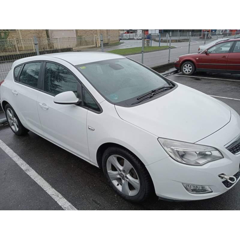 OPEL ASTRA J LIM.