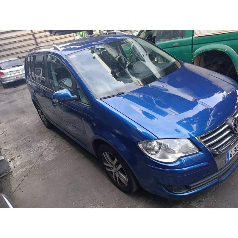 VOLKSWAGEN TOURAN (1T2)