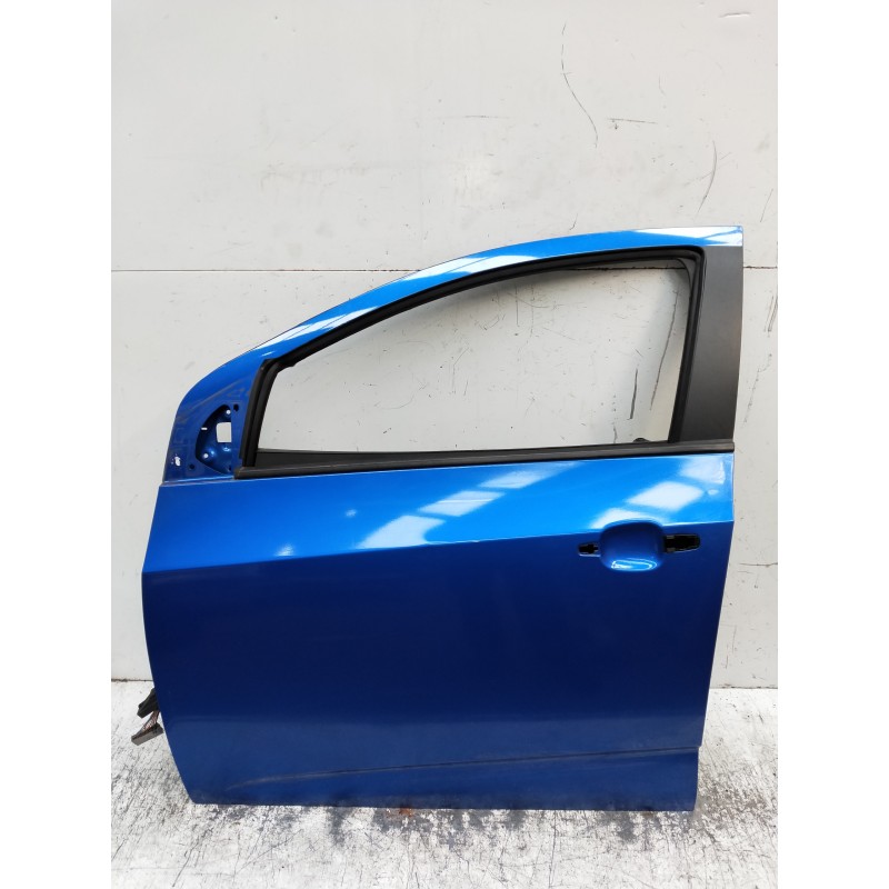 Recambio de puerta delantera izquierda para chevrolet aveo berlina hatchback lt referencia OEM IAM   5P