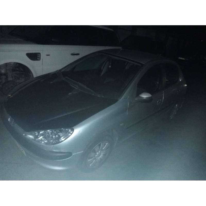 PEUGEOT 206 BERLINA