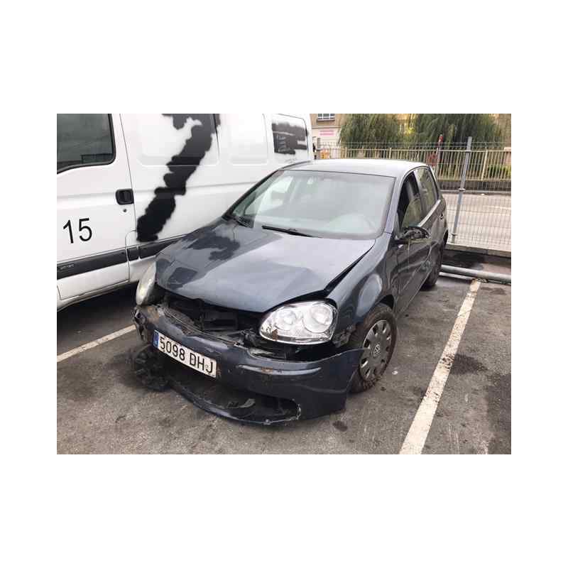 VOLKSWAGEN GOLF V BERLINA (1K1)