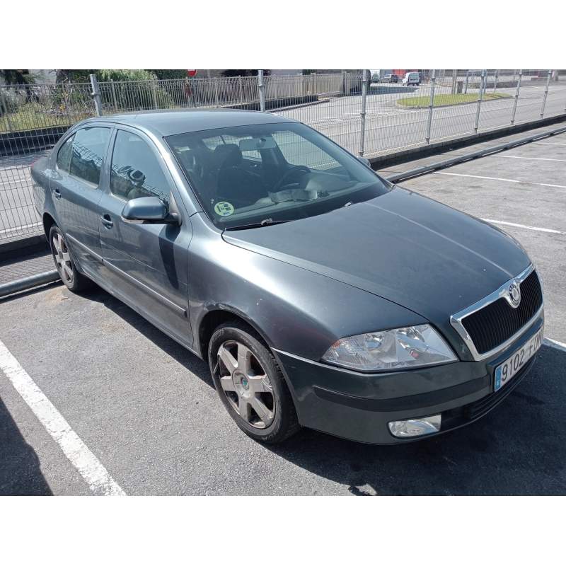 SKODA OCTAVIA BERLINA (1Z3)
