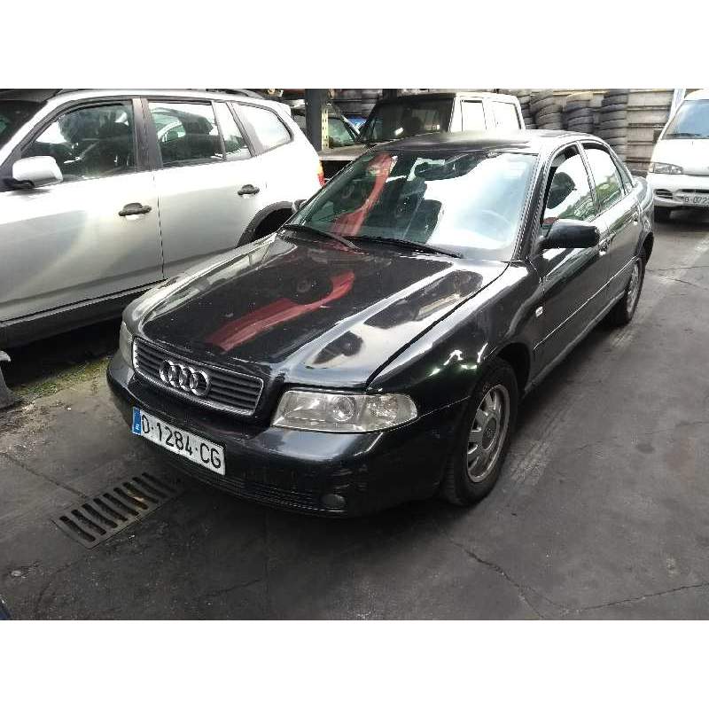 AUDI A4 BERLINA (B5)