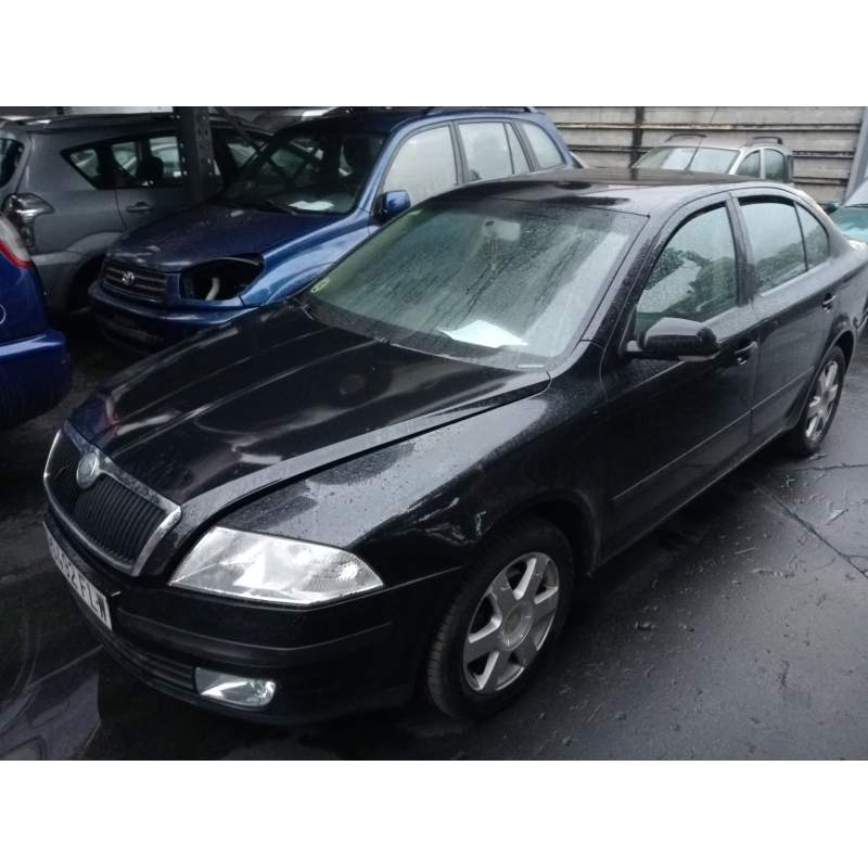 SKODA OCTAVIA BERLINA (1Z3)