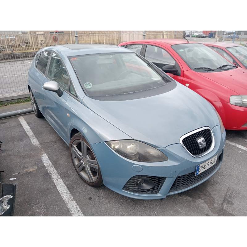 SEAT LEON (1P1)