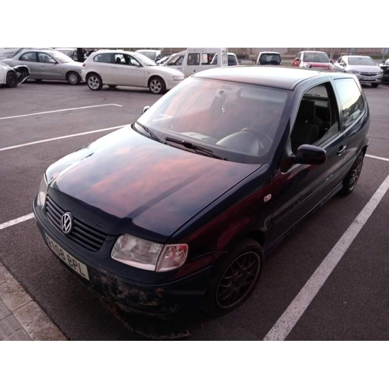 VOLKSWAGEN POLO (9N1)