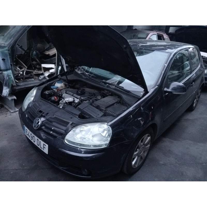VOLKSWAGEN GOLF V BERLINA (1K1)