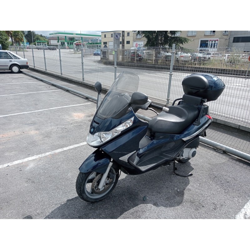 piaggio (vespa) x8 del año 2006