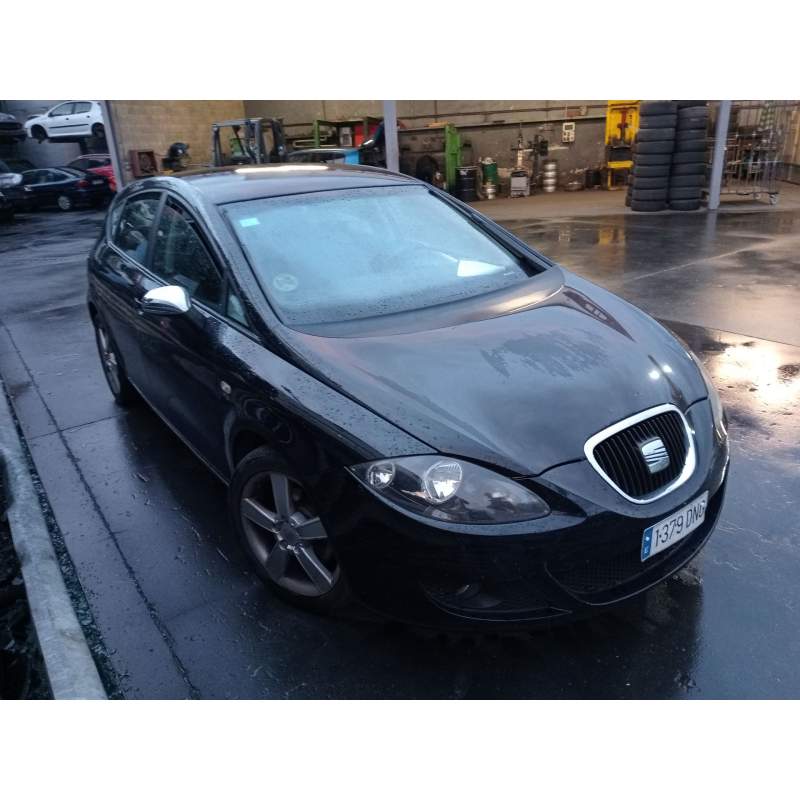 SEAT LEON (1P1)