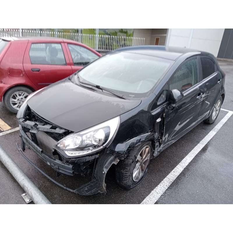 KIA RIO (YB)