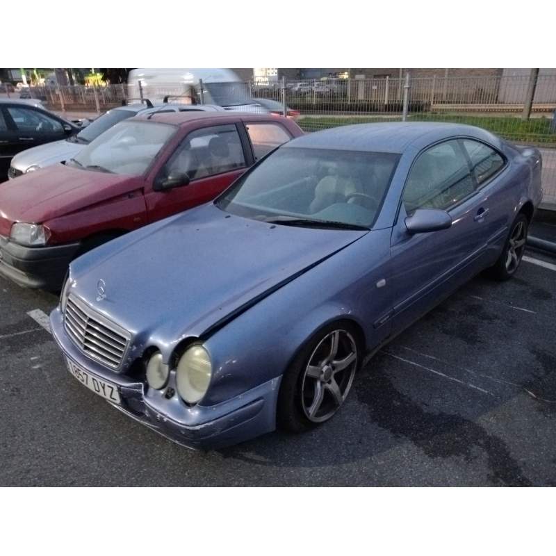 MERCEDES-BENZ CLASE CLK (W208) COUPE