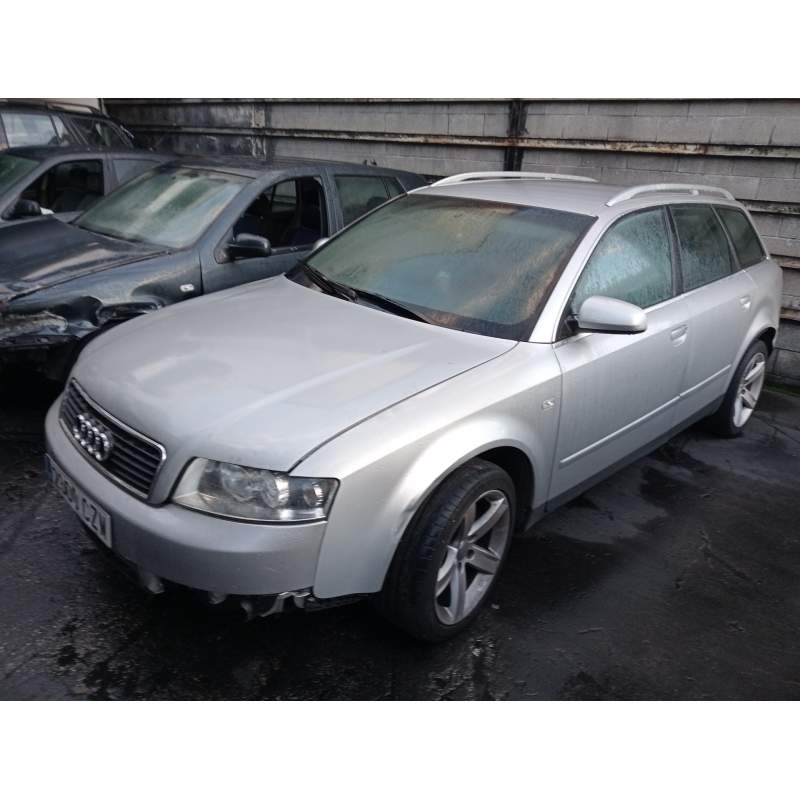 AUDI A4 AVANT (8E)