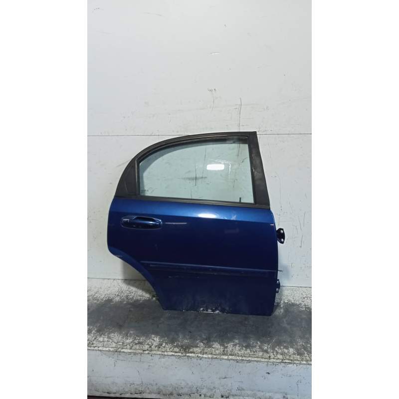 Recambio de puerta trasera derecha para chevrolet lacetti se referencia OEM IAM  5P 