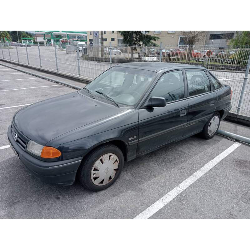 OPEL ASTRA F BERLINA