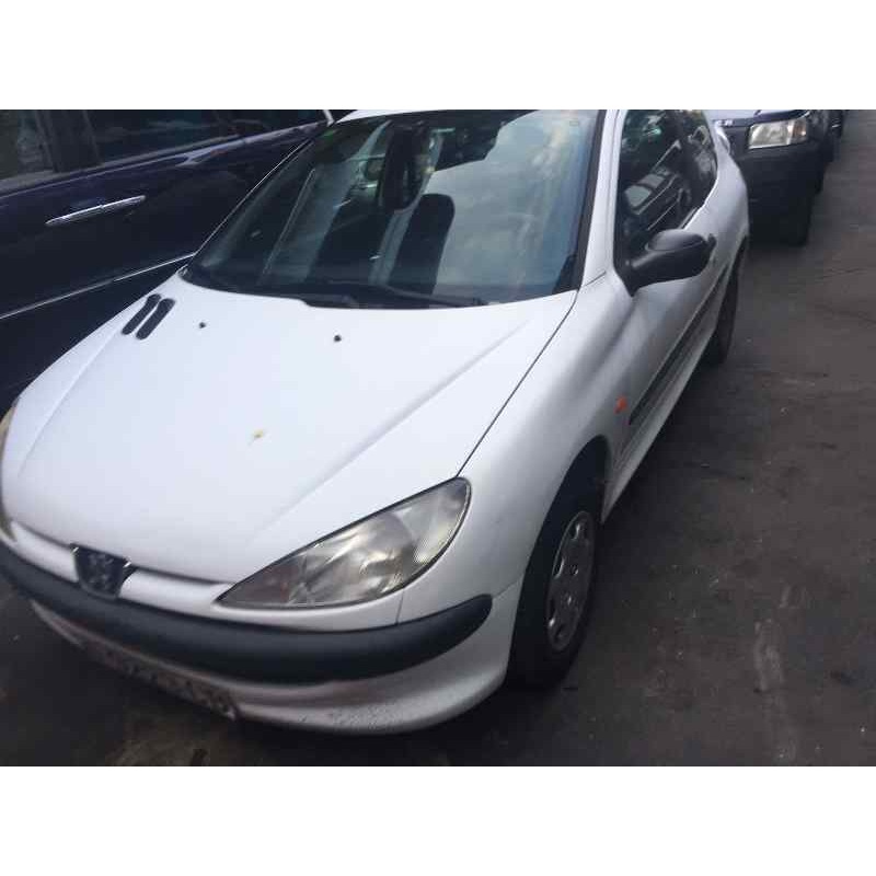 peugeot 206 berlina del año 1999