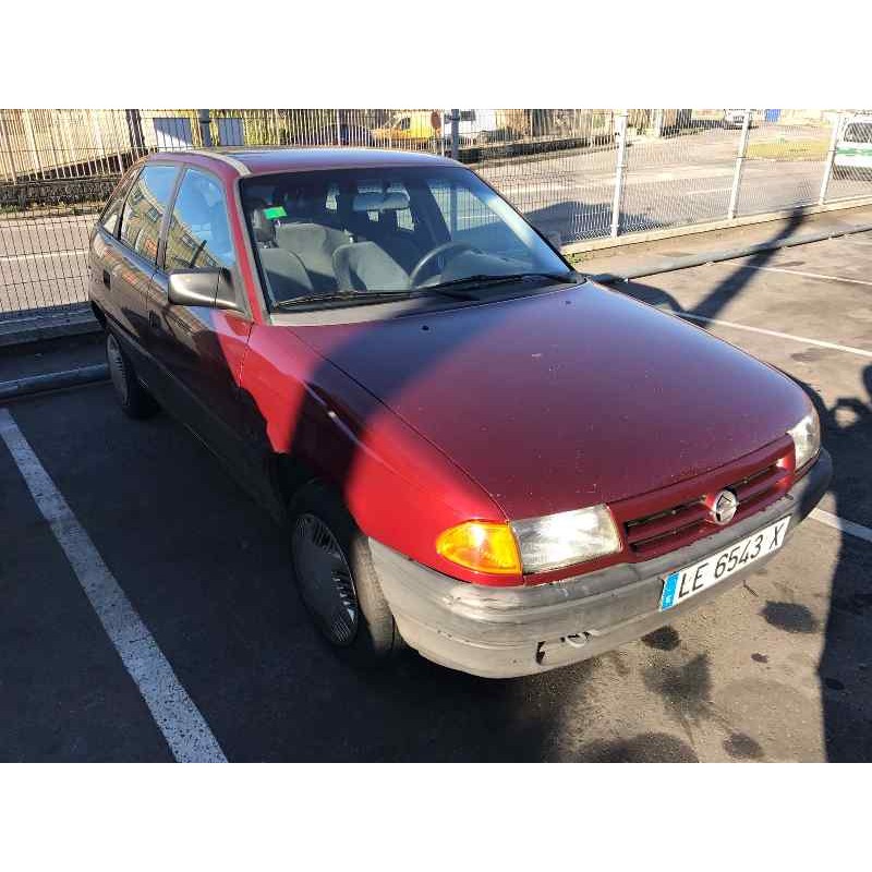 opel astra f berlina del año 1993