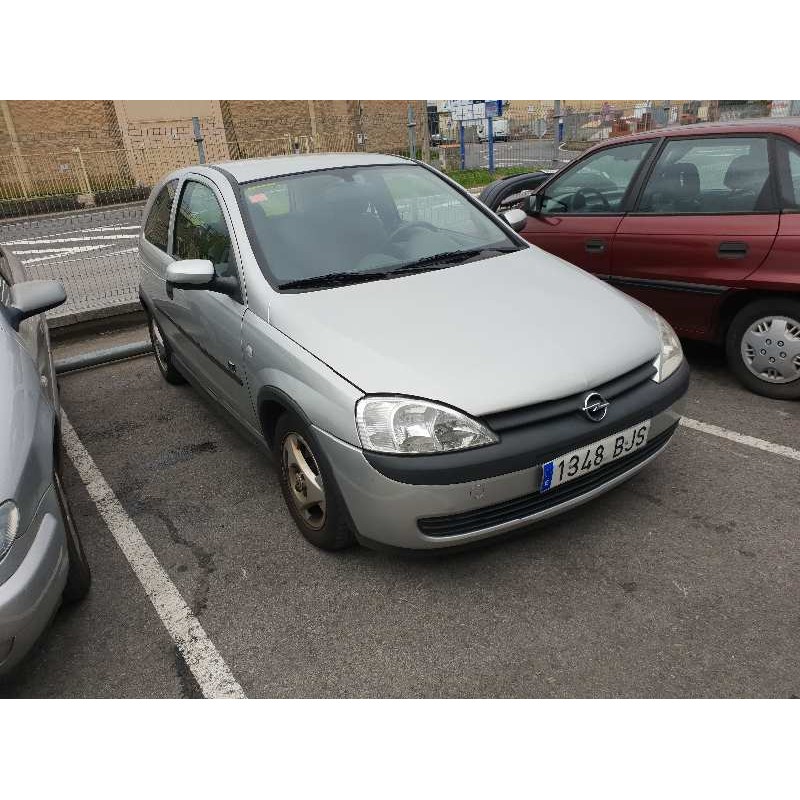 opel corsa c del año 2001