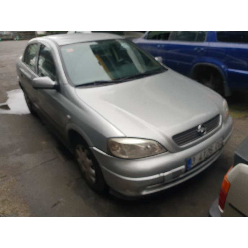 opel astra g berlina del año 1999