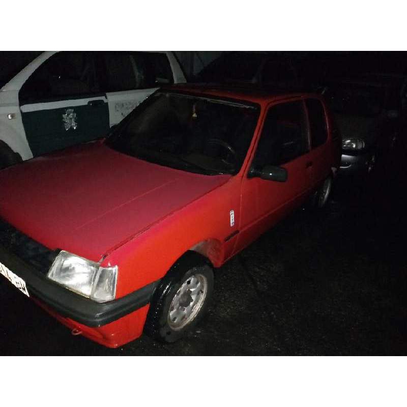 PEUGEOT 205 BERLINA