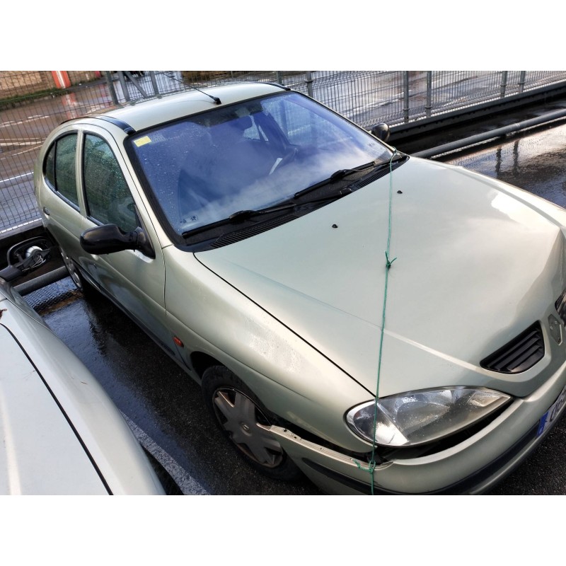 renault megane i fase 2 berlina (ba0) del año 2001