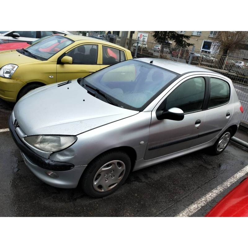 peugeot 206 berlina del año 2003