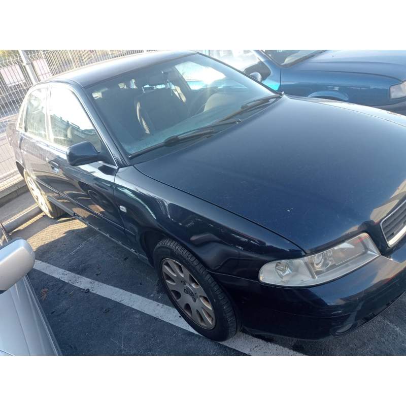 AUDI A4 BERLINA (B5)