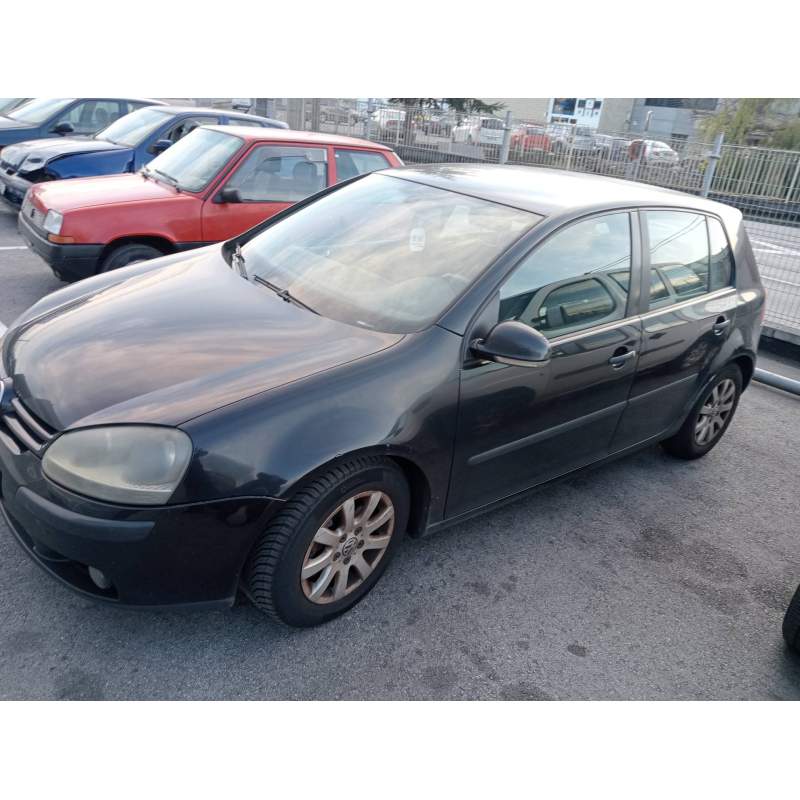 VOLKSWAGEN GOLF V BERLINA (1K1)
