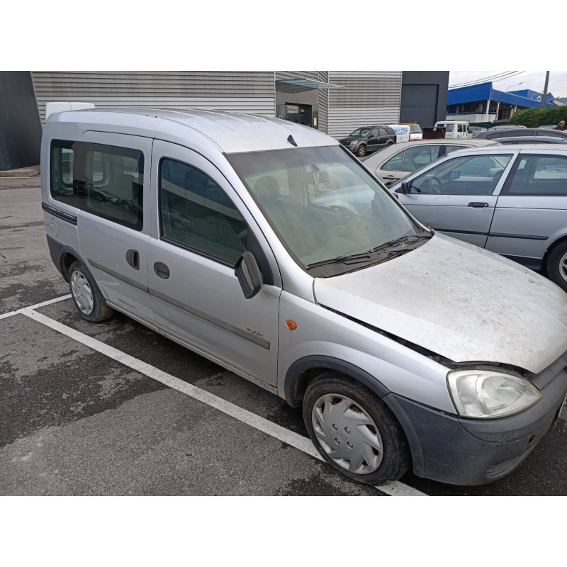 opel combo (corsa c) del año 2002