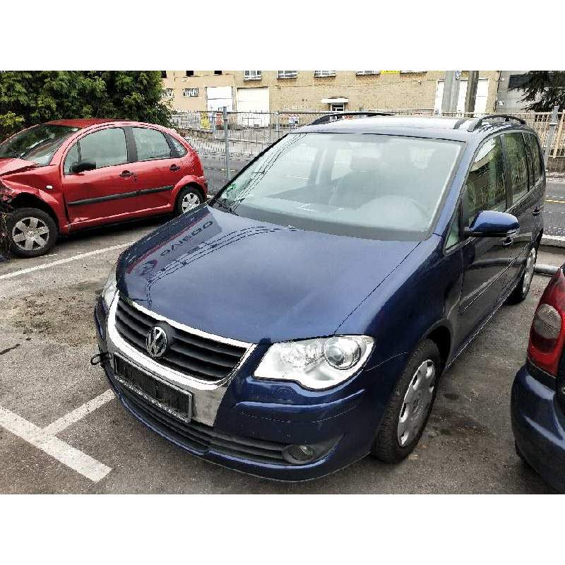 VOLKSWAGEN TOURAN (1T2)