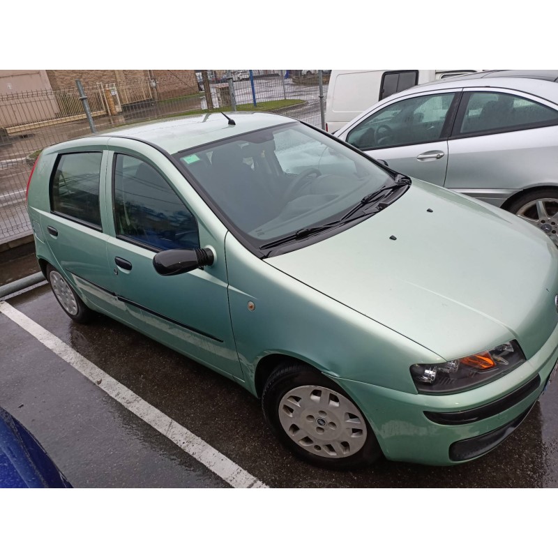 fiat punto berlina (188) del año 2000