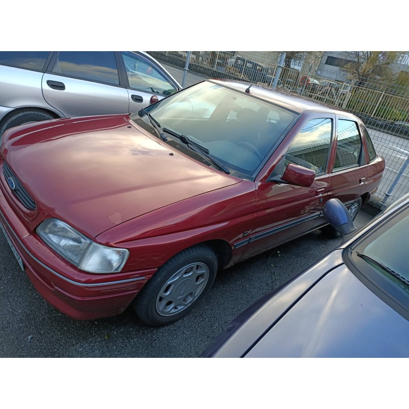 ford escort berlina/turnier del año 1994