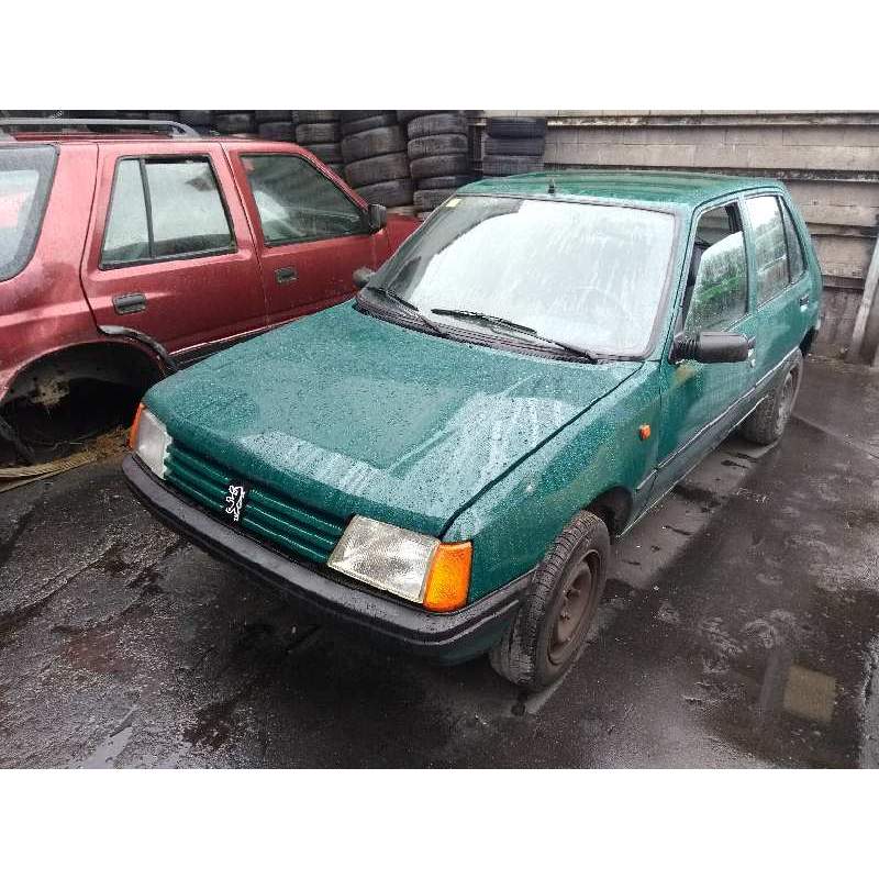 PEUGEOT 205 BERLINA