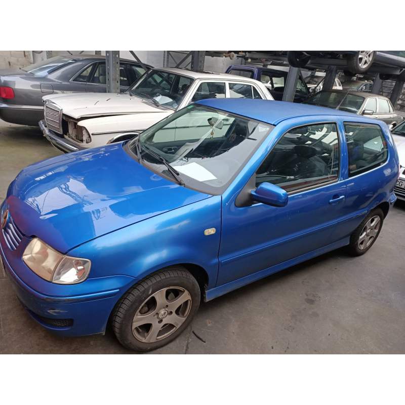 VOLKSWAGEN POLO BERLINA (6N2)