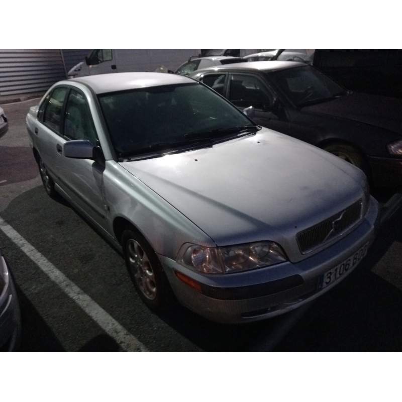 VOLVO S40 BERLINA