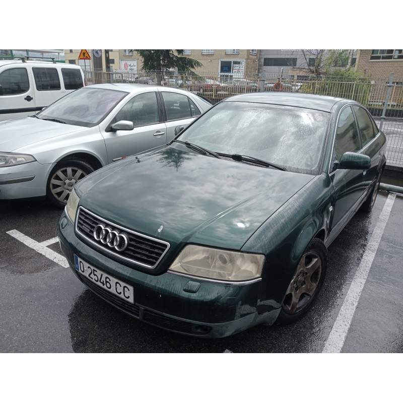 AUDI A6 BERLINA (4B2)