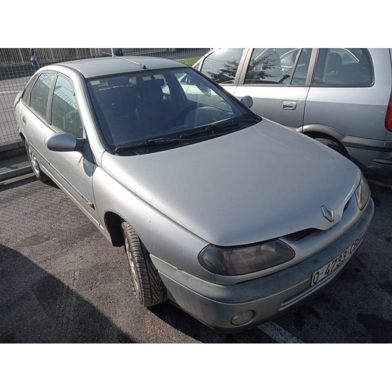 RENAULT LAGUNA (B56)