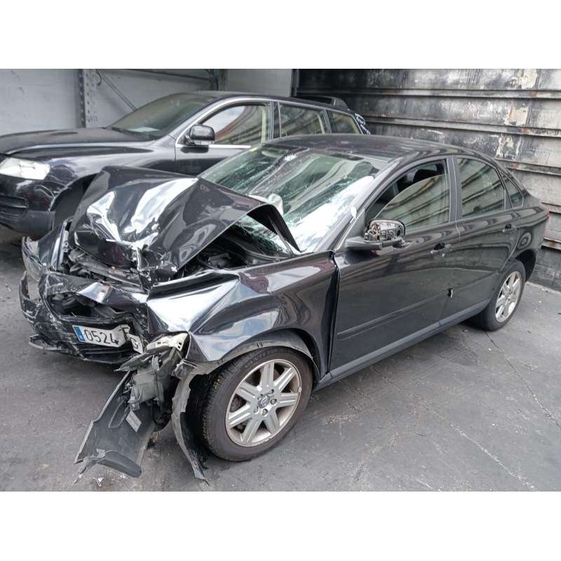 VOLVO S40 BERLINA
